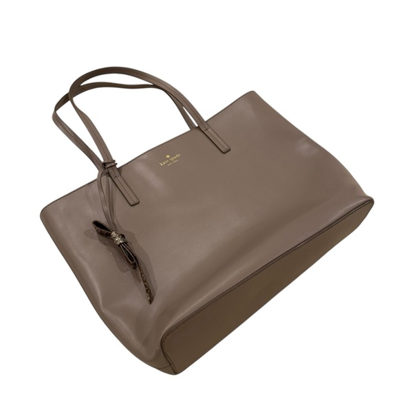 Kate Spade Seton Drive Karla Tote Bag Taupe $299 - Picture 2 of 11